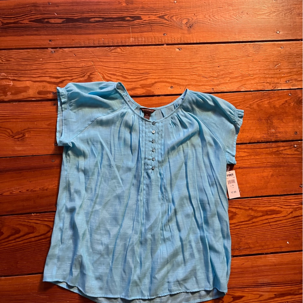 Light float blue top XL